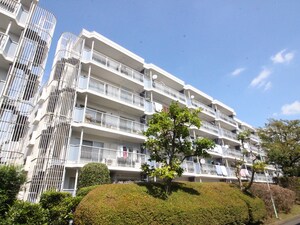 厚木そりだハイツ３号棟（352）外観写真