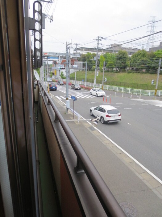 物件内観写真16　(室内からの展望)