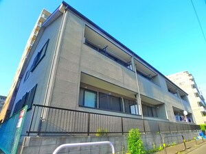 カーサ・ヒコⅡ号棟外観写真