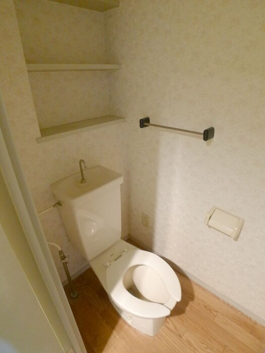 物件内観写真12　(トイレ)