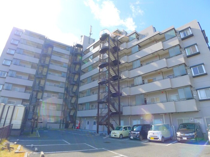 物件外観写真6　(駐車場)