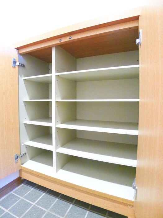 物件内観写真18　(靴箱)