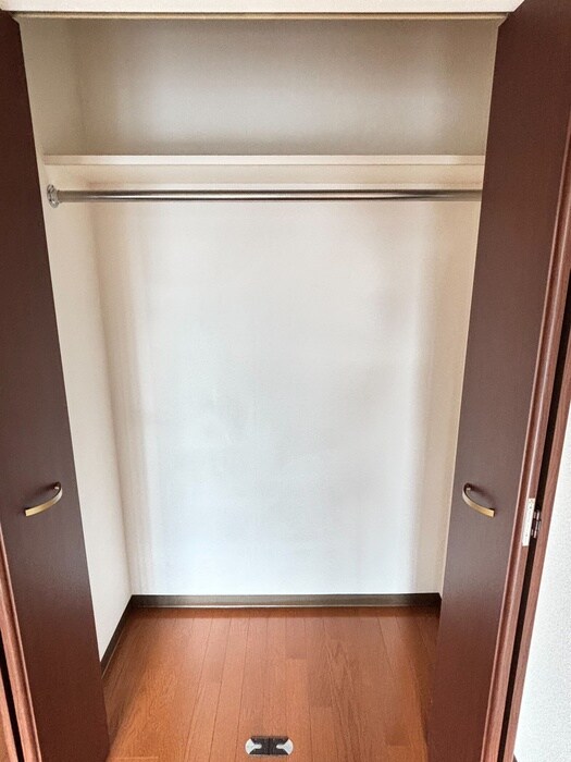 物件内観写真18　(収納)