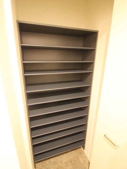 物件内観写真15　(靴箱)