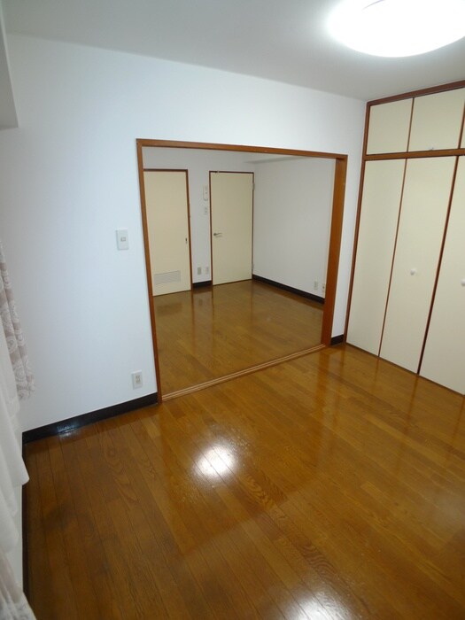 物件内観写真18　(居室)