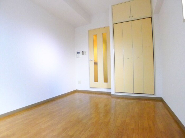 物件内観写真10　(居室)