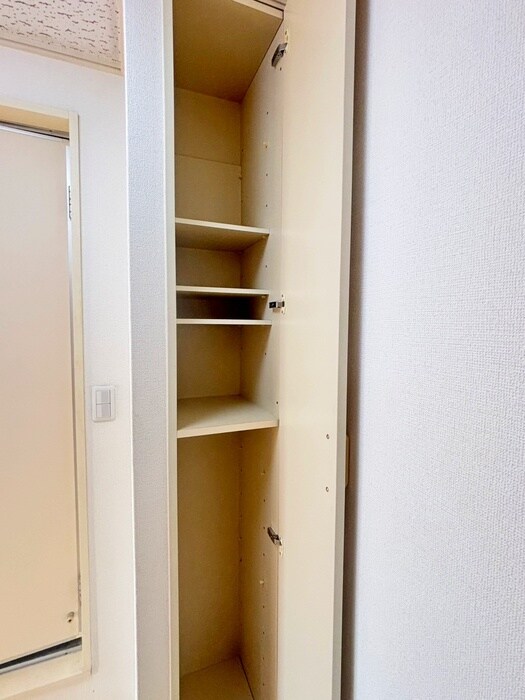 物件内観写真19　(靴箱)