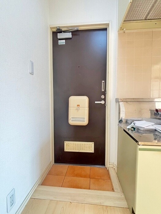 物件内観写真20　(玄関)