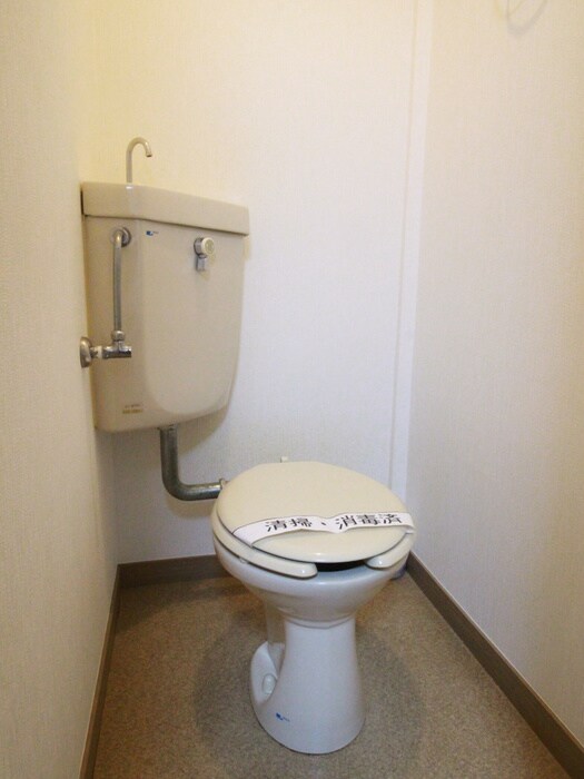 物件内観写真12　(トイレ)