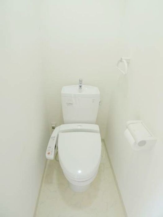 物件内観写真12　(トイレ)