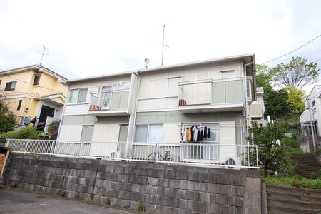 清川グリーンハイツA外観写真