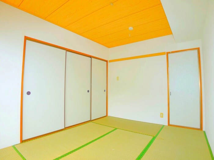 物件内観写真9　(居室)