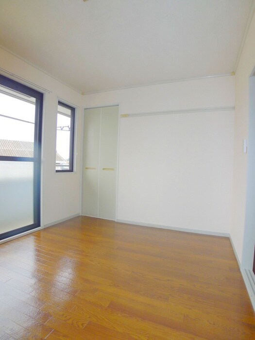 物件内観写真10　(居室)