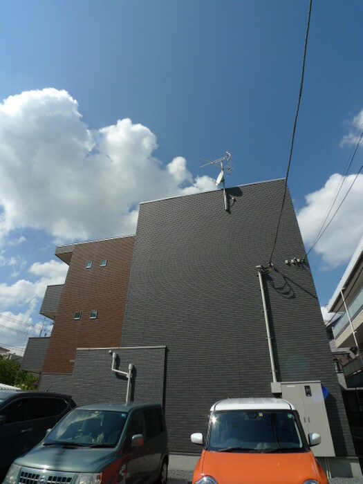 物件外観写真2　(外観写真)