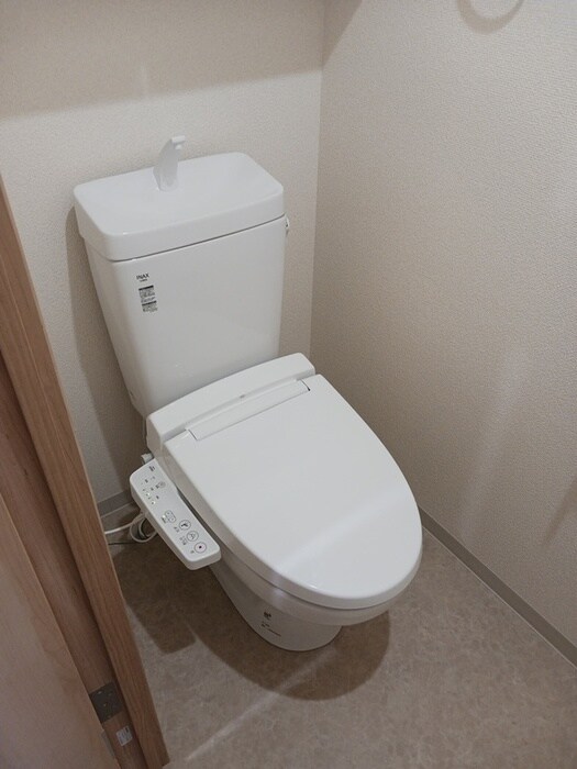 物件内観写真10　(トイレ)