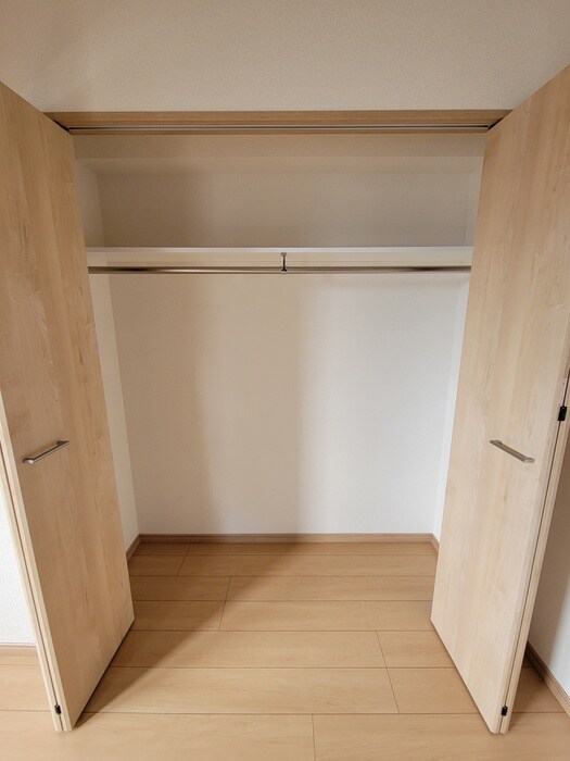 物件内観写真12　(収納)