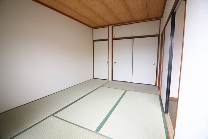 物件内観写真10　(居室)