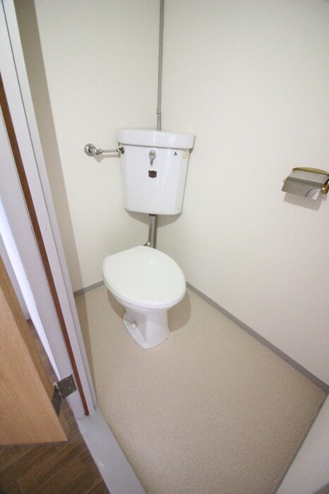 物件内観写真14　(トイレ)