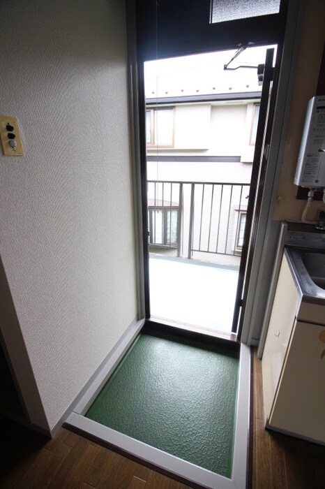 物件内観写真15　(玄関)