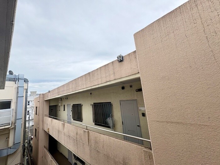 物件内観写真14　(室内からの展望)