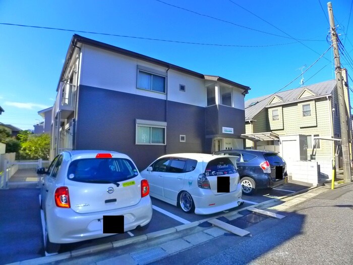 物件外観写真2　(駐輪場)