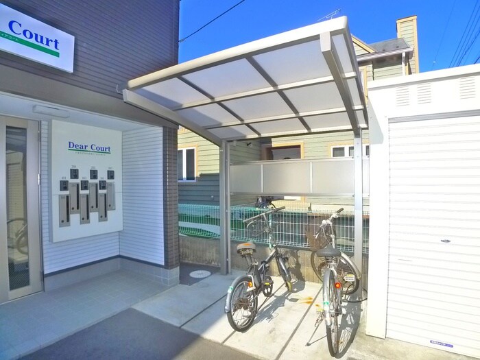 物件外観写真3　(駐輪場)