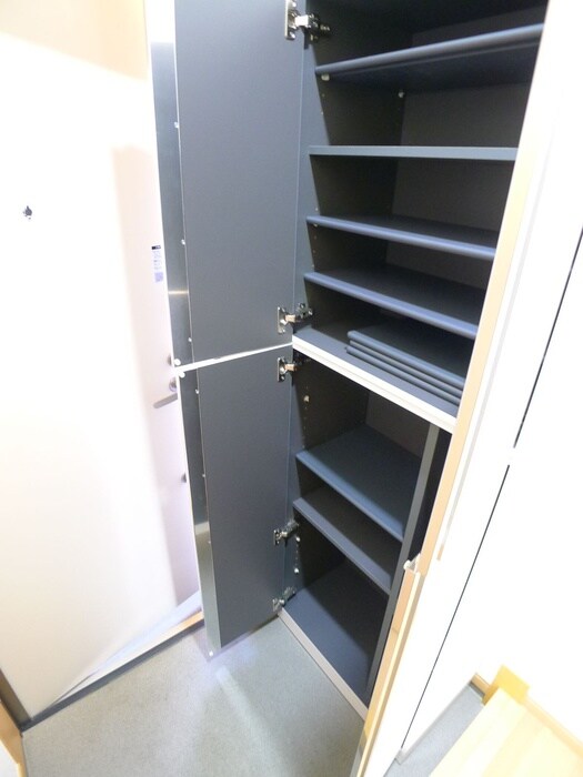 物件内観写真18　(靴箱)