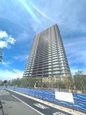 BrilliaTower 聖蹟桜ヶ丘(2014)外観写真