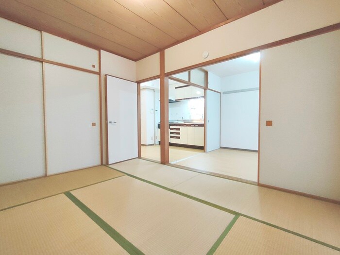 物件内観写真9　(居室)