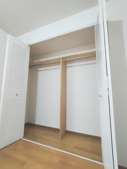 物件内観写真16　(収納)