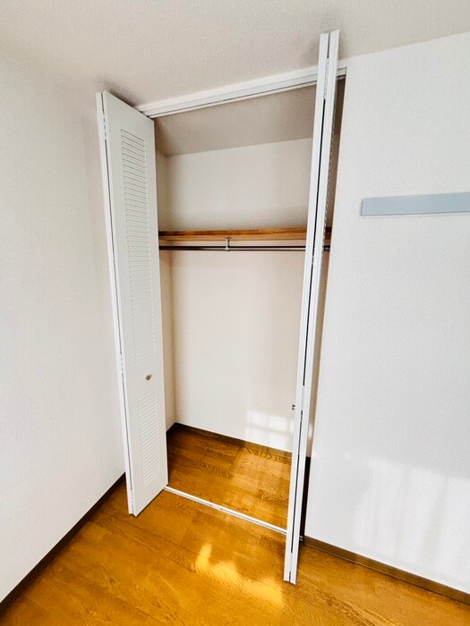 物件内観写真18　(収納)