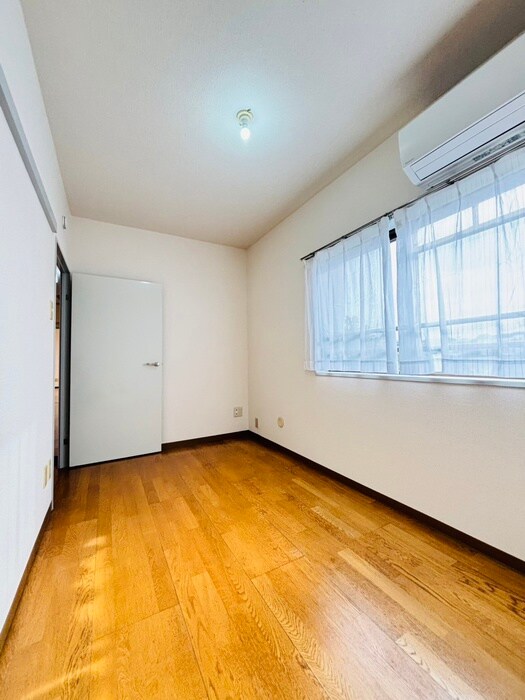 物件内観写真22　(居室)