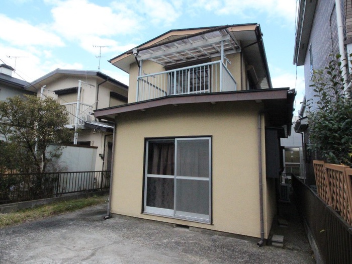秦野平沢貸家