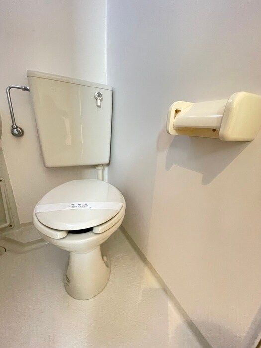 物件内観写真9　(トイレ)