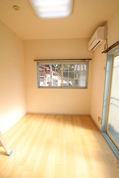 物件内観写真8　(居室)