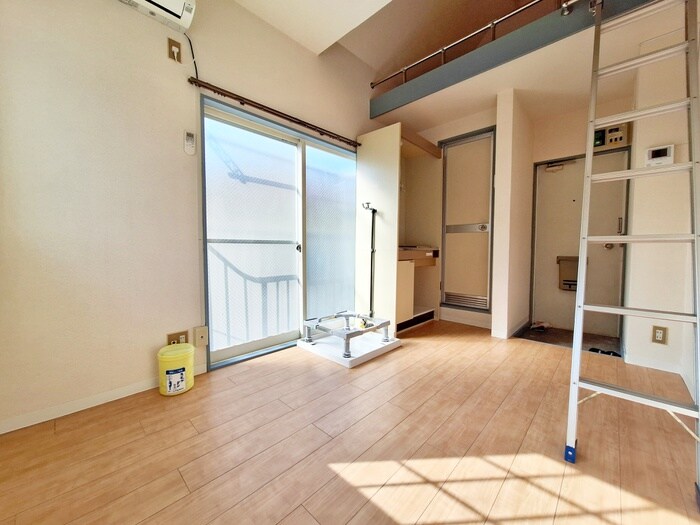 物件内観写真8　(居室)