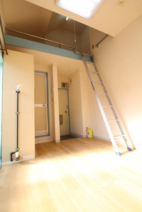 物件内観写真9　(居室)