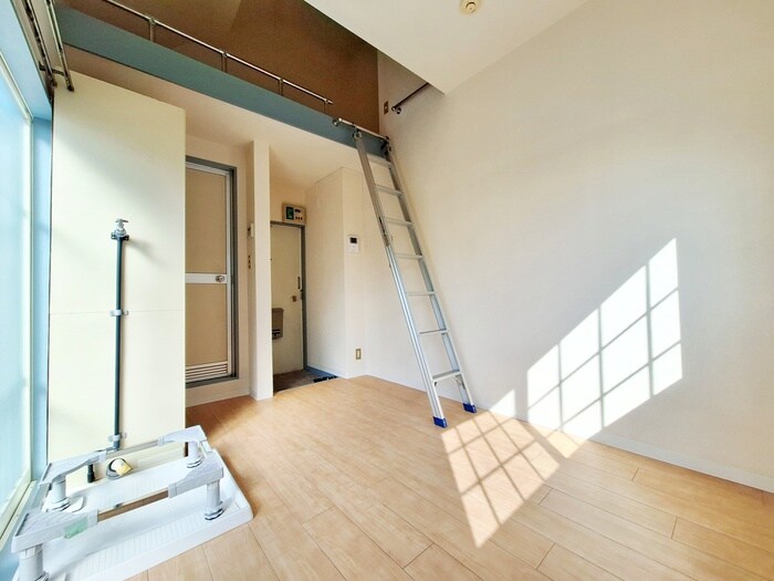 物件内観写真20　(廊下)