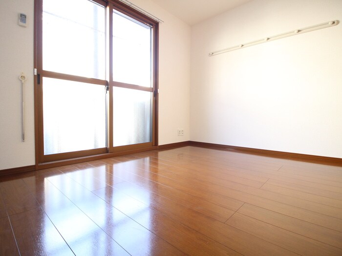 物件内観写真14　(居室)