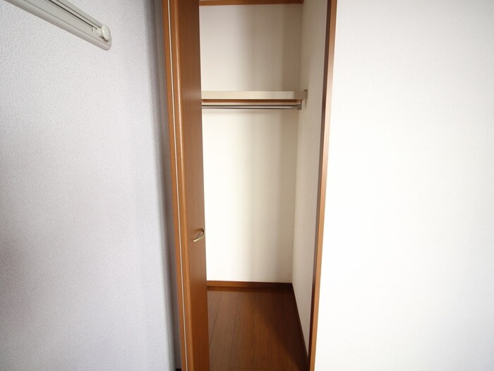 物件内観写真15　(収納)