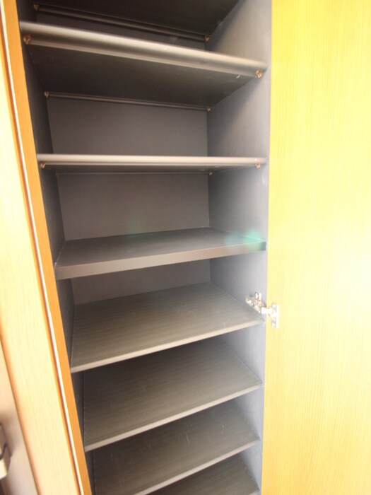 物件内観写真18　(靴箱)