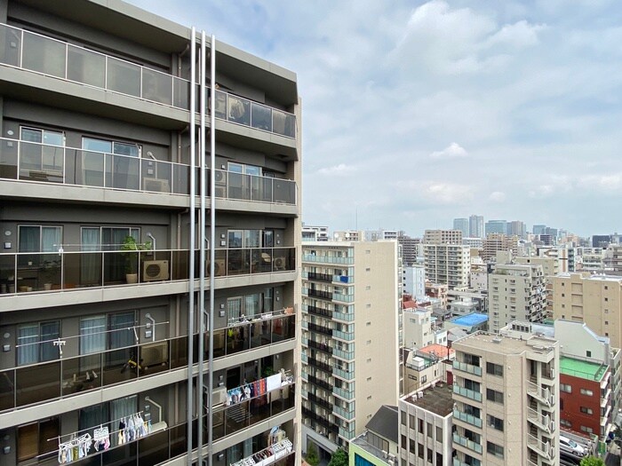 物件内観写真16　(室内からの展望)