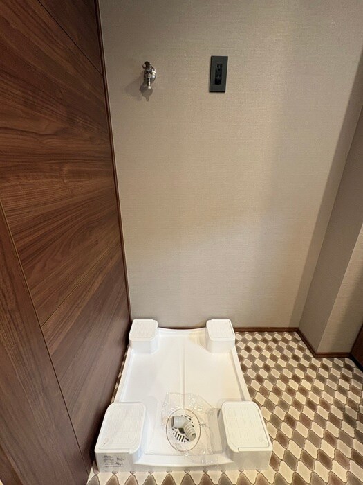 物件内観写真20　(洗濯機置場)