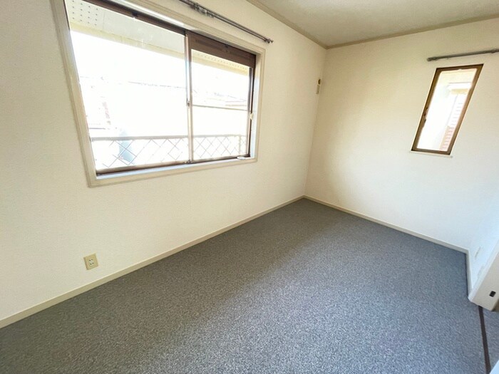 物件内観写真8　(居室)