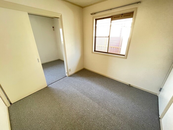 物件内観写真9　(居室)