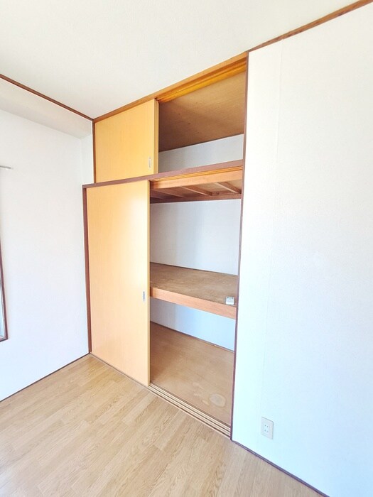 物件内観写真9　(収納)