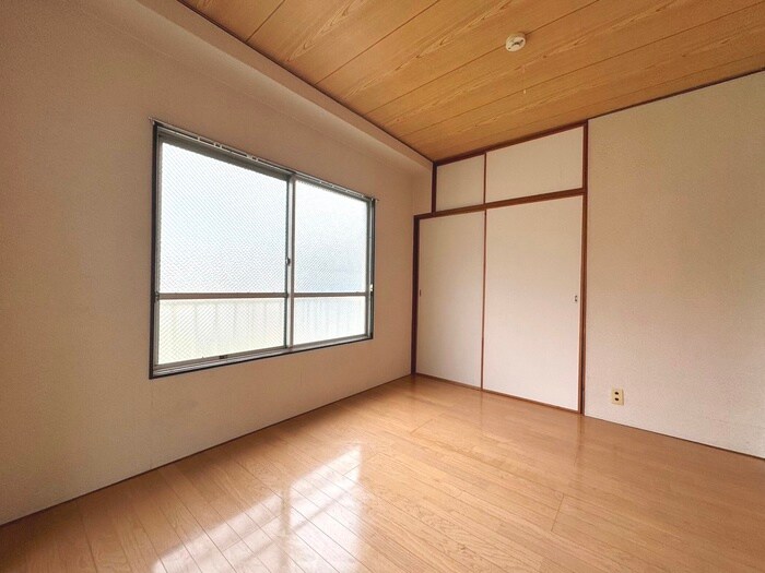 物件内観写真21　(居室)