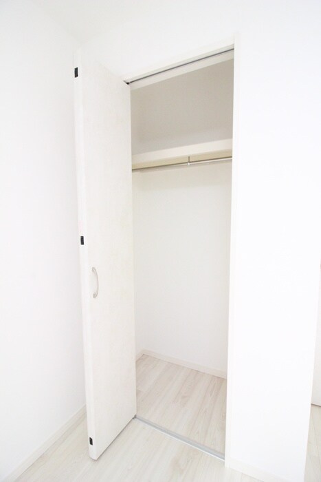 物件内観写真11　(収納)