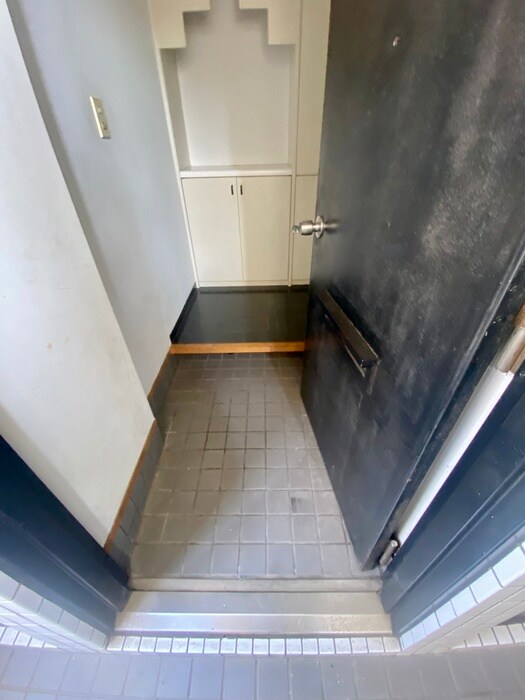 物件内観写真17　(玄関)