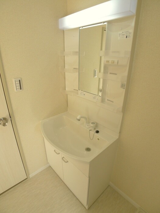 物件内観写真12　(洗面)